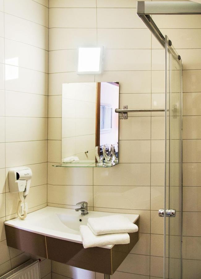 Pokoje Goscinne Wip Cieszyn  Ngoại thất bức ảnh